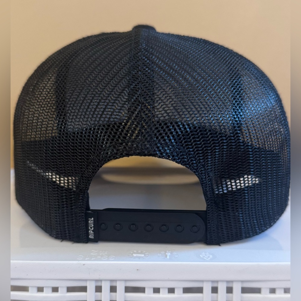 Ripcurl Surf Wetsuit Icon Trucker Hat - Color: Black - Size: Adjustable - Picture 4 of 6